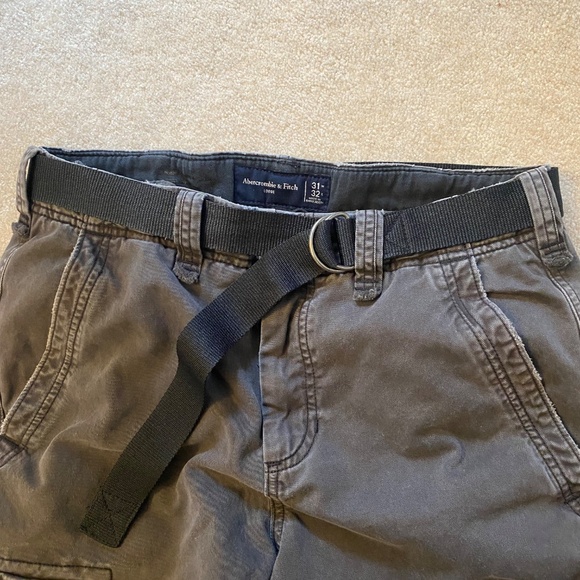 Ambercombie and Fitch Cargo Pants - Picture 4 of 5